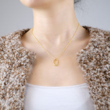 Load image into Gallery viewer, Oval Pendant Necklace
