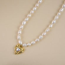 Load image into Gallery viewer, Princess Heart Pendant Freshwater Pearl Necklace
