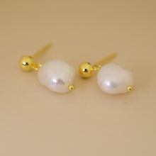 Load image into Gallery viewer, Baroque Freshwater Pearl Drop Earrings
